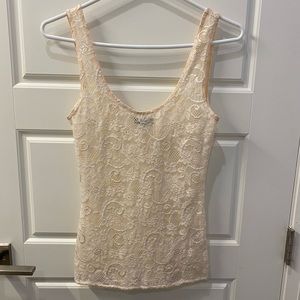 2/$25 Aritzia Talula Cream White Lace Mesh Tank Top Size XXS